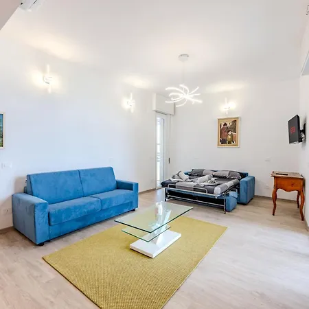 Attico Vista Mare - Free Wifi & Ac - 1 Minuto Savona