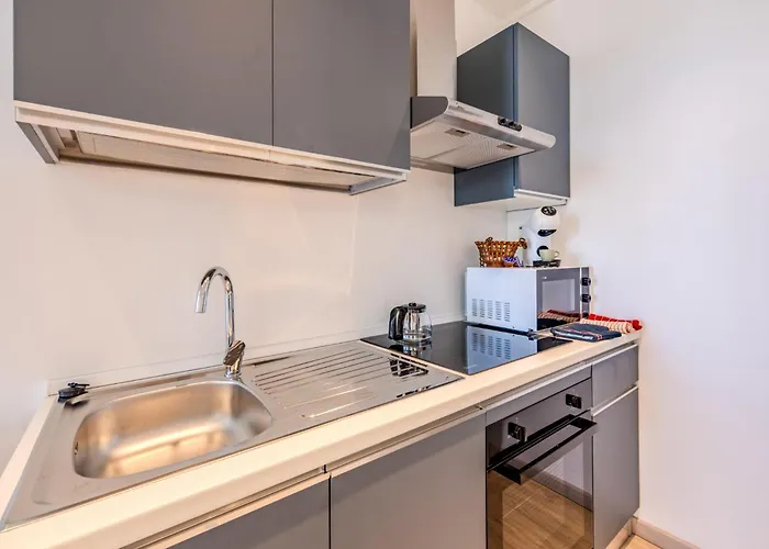 Attico Vista Mare - Free Wifi & Ac - 1 Minuto Appartement *