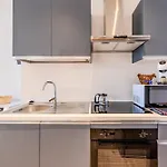 Attico Vista Mare - Free Wifi & Ac - 1 Minuto * Savona
