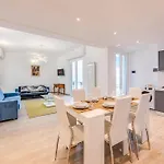 Attico Vista Mare - Free Wifi & Ac - 1 Minuto Apartment