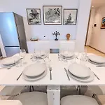 Attico Vista Mare - Free Wifi & Ac - 1 Minuto Apartment