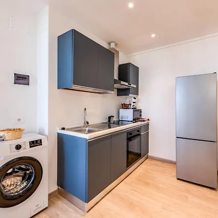 Attico Vista Mare - Free Wifi & Ac - Spiaggia 1 Minuto *