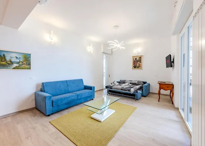 Attico Vista Mare - Free Wifi & Ac - 1 Minuto Savona