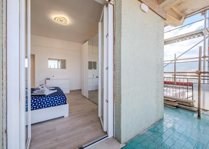 Attico Vista Mare - Free Wifi & Ac - 1 Minuto Apartmán *
